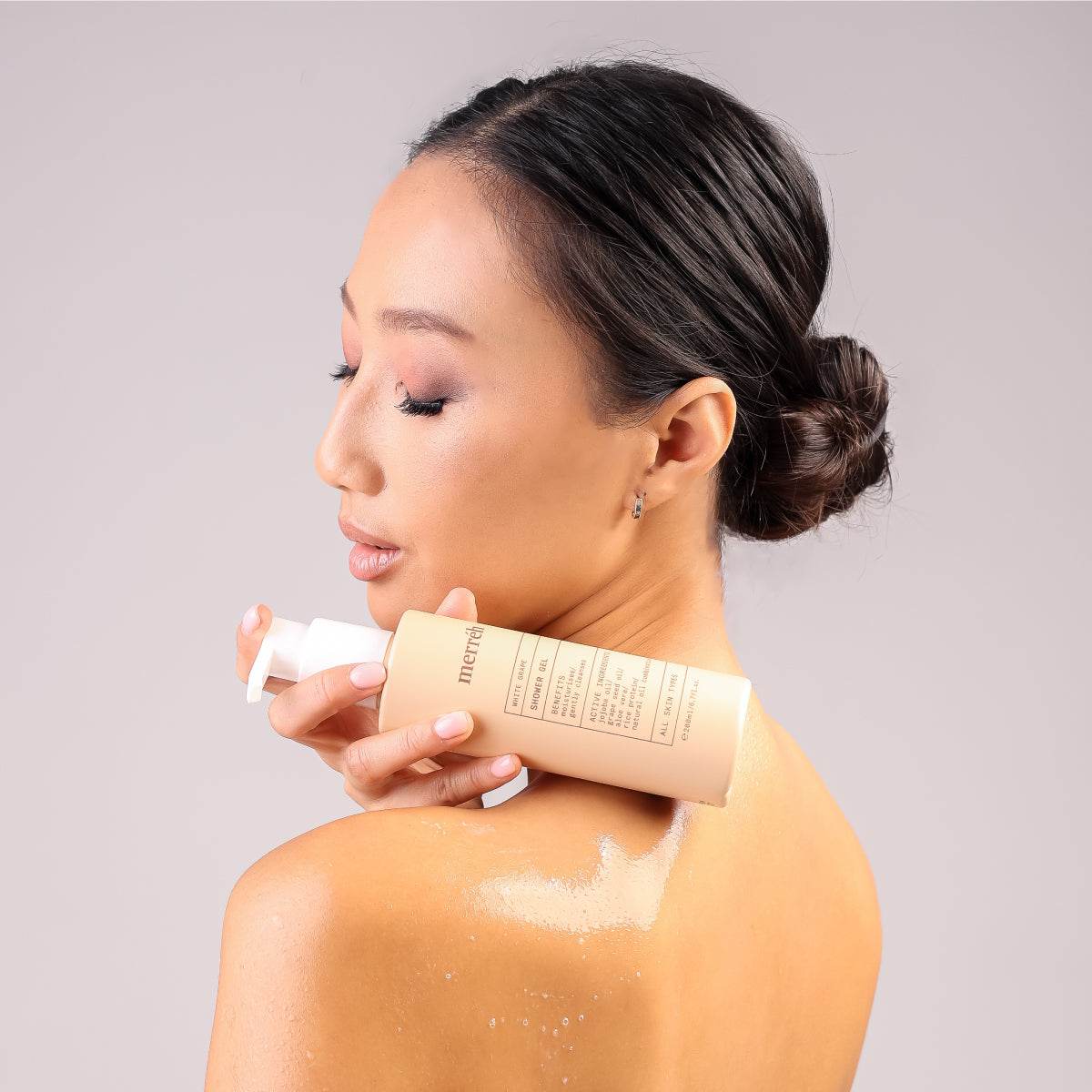 Тонизиращ/Освежаващ душ гел - merréh